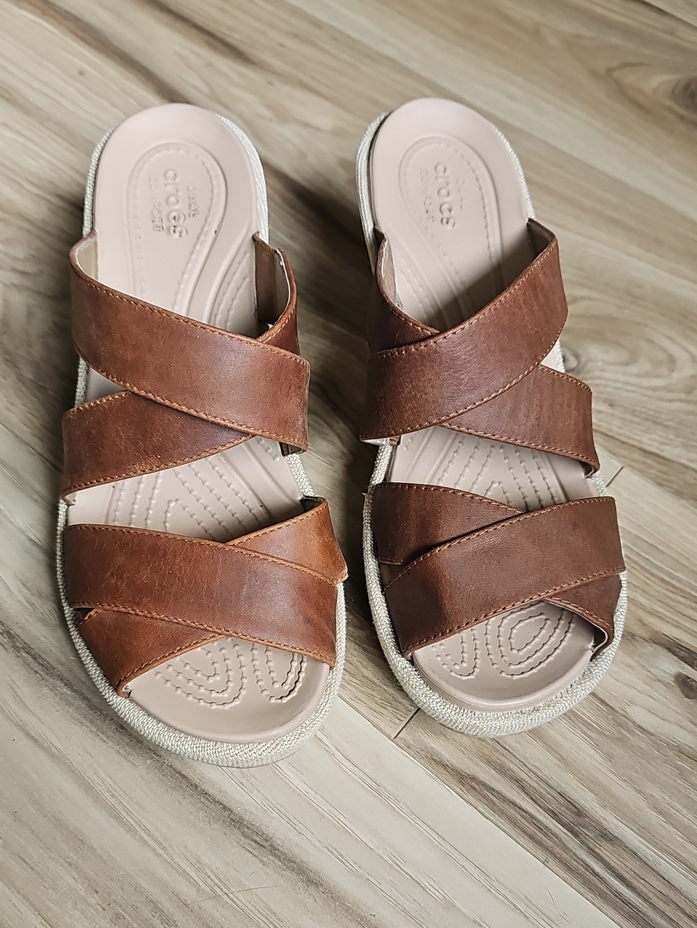 CROCS Women's Brown Crisscross Slide Mules